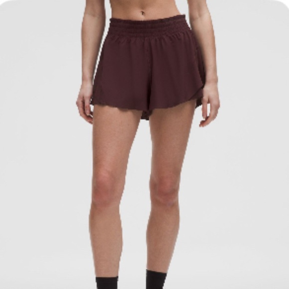 Lululemon Shake It Out High-Rise Running Shorts 2.5”